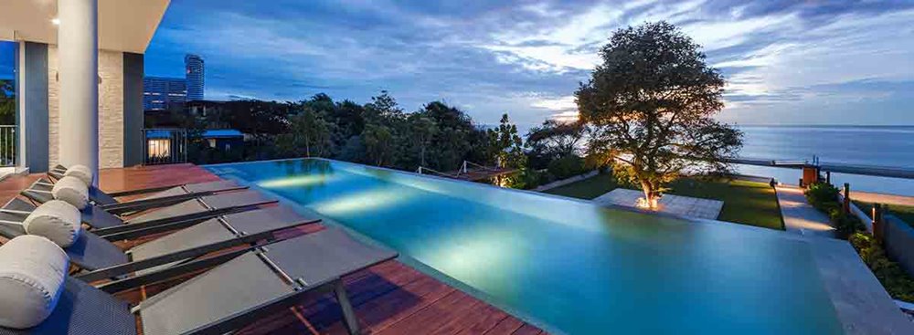 BAAN THEW TALAY BLUE SAPPHIRE